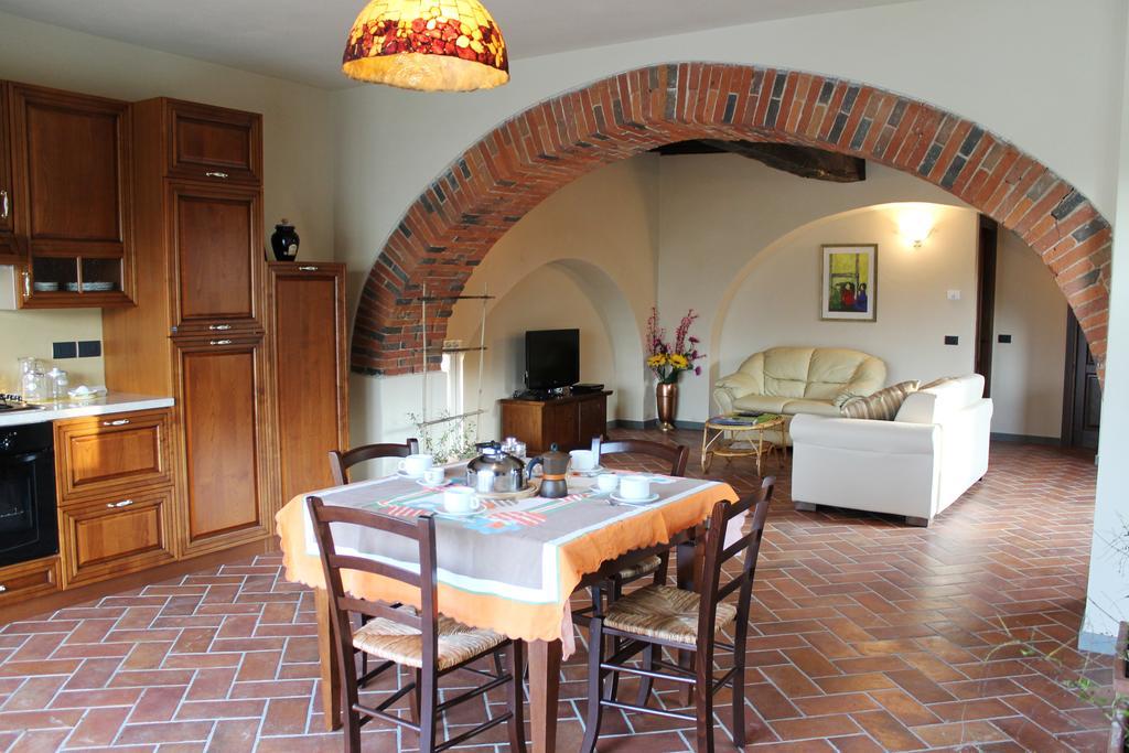 Pergine Valdarno Agriturismo Dimore Di Poggianto חדר תמונה